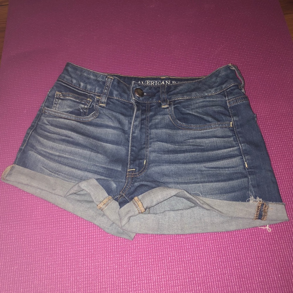 American Eagle shorts!